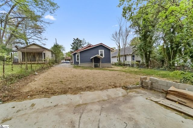 208 Crestone Drive, Greenville, SC 29611