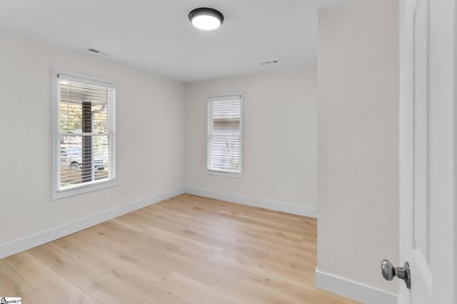 208 Crestone Drive, Greenville, SC 29611