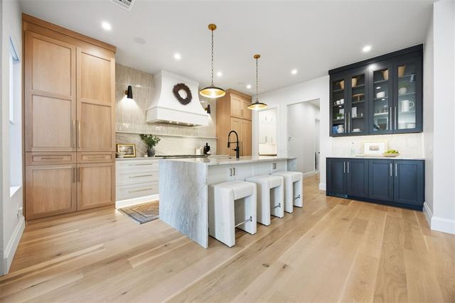 1129 NW 42nd Street, Oklahoma City, OK 73118