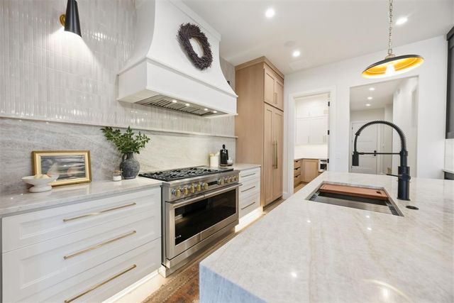 1129 NW 42nd Street, Oklahoma City, OK 73118