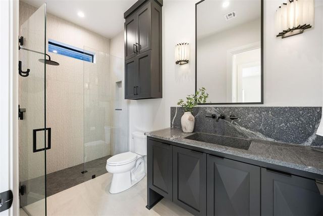 1129 NW 42nd Street, Oklahoma City, OK 73118