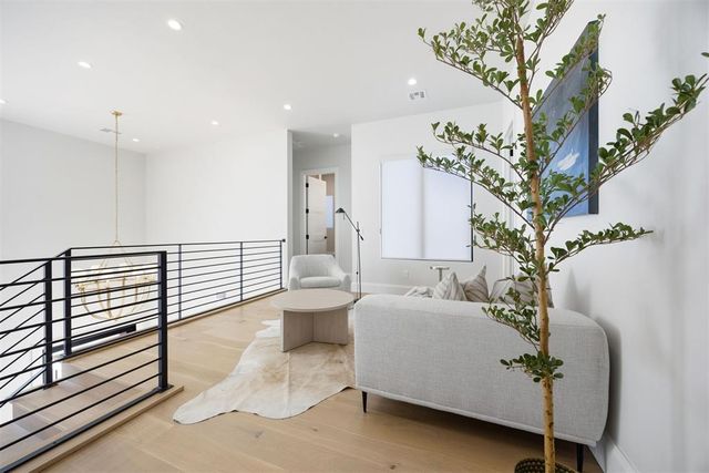 1129 NW 42nd Street, Oklahoma City, OK 73118