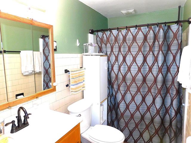 9316 W Mitchell STREET, West Allis, WI 53214