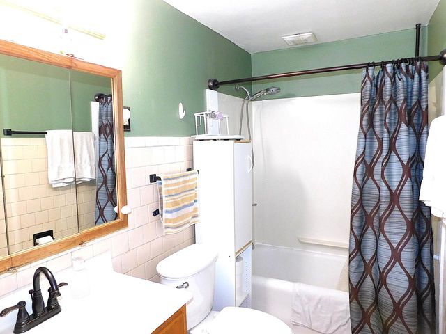 9316 W Mitchell STREET, West Allis, WI 53214