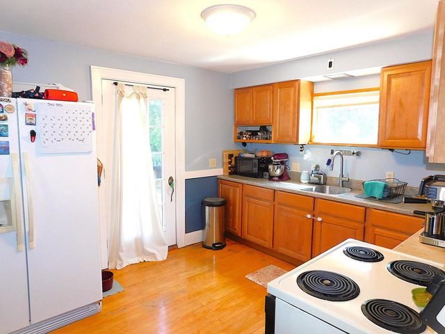 9316 W Mitchell STREET, West Allis, WI 53214