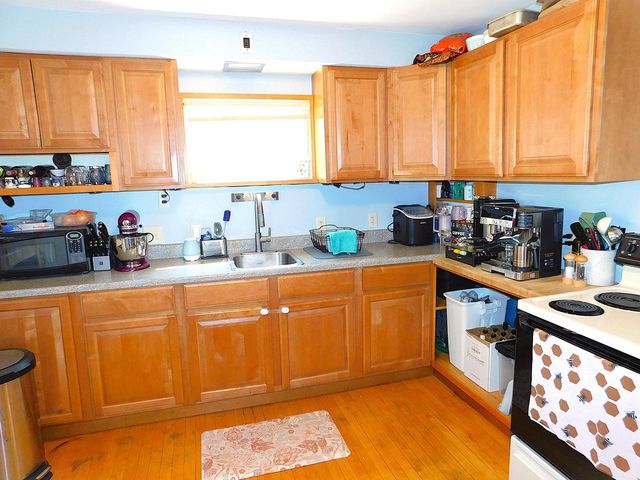 9316 W Mitchell STREET, West Allis, WI 53214