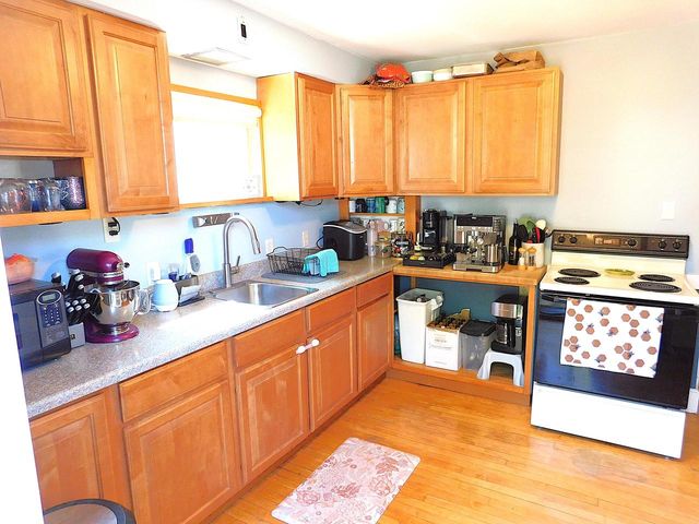 9316 W Mitchell STREET, West Allis, WI 53214