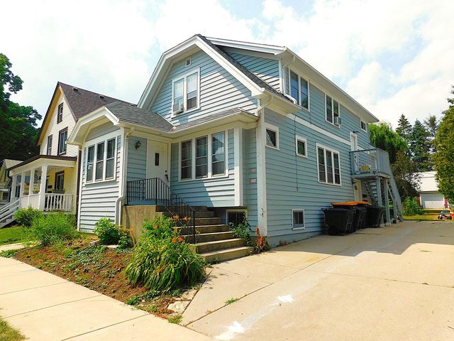 9316 W Mitchell STREET, West Allis, WI 53214