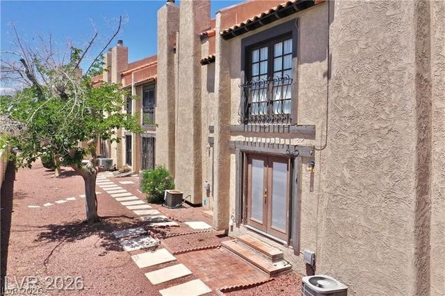 2857 Calle Del Oro, Las Vegas, NV 89120