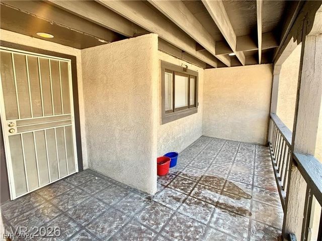 2857 Calle Del Oro, Las Vegas, NV 89120