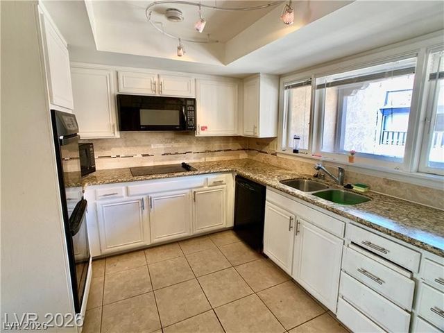 2857 Calle Del Oro, Las Vegas, NV 89120