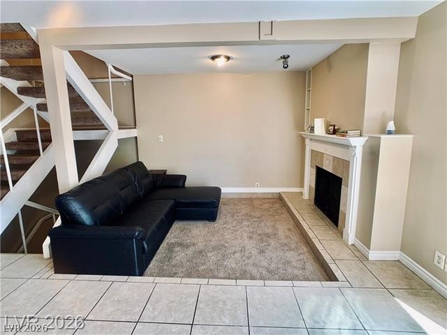 2857 Calle Del Oro, Las Vegas, NV 89120