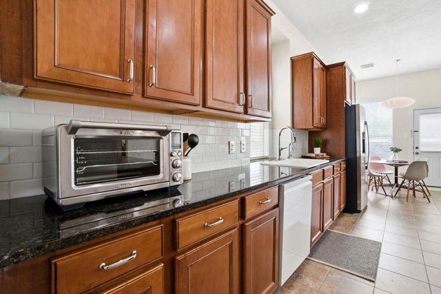 23 Frontera Circle, The Woodlands, TX 77382