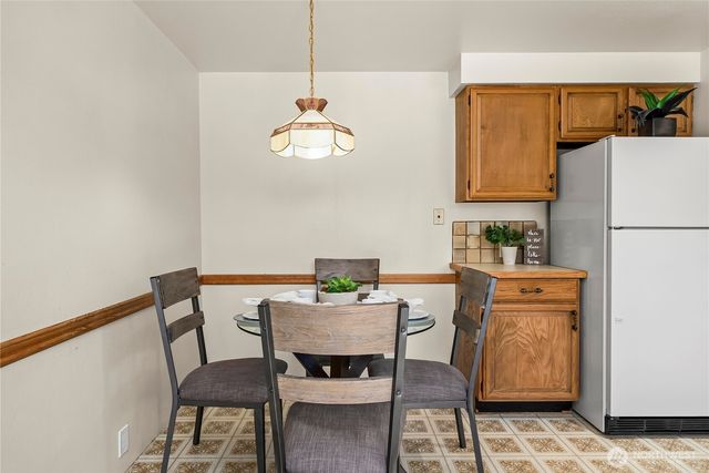 17326 NE 18th Place, Bellevue, WA 98008