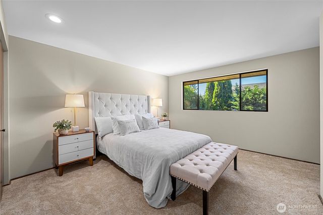 17326 NE 18th Place, Bellevue, WA 98008