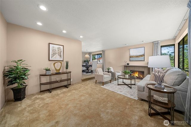 17326 NE 18th Place, Bellevue, WA 98008
