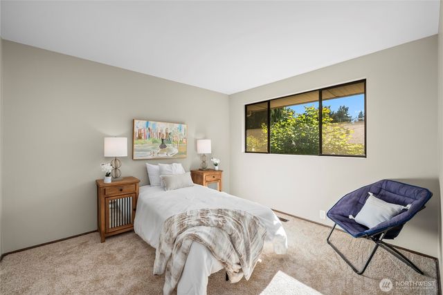 17326 NE 18th Place, Bellevue, WA 98008
