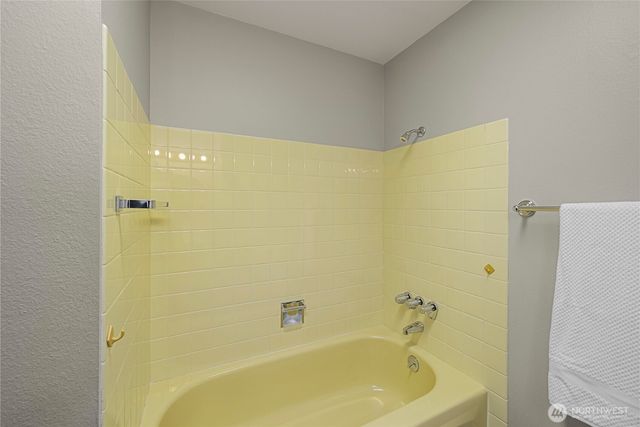 17326 NE 18th Place, Bellevue, WA 98008