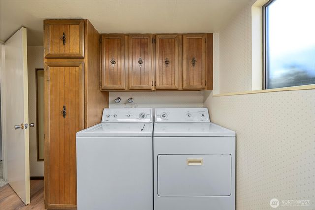 17326 NE 18th Place, Bellevue, WA 98008