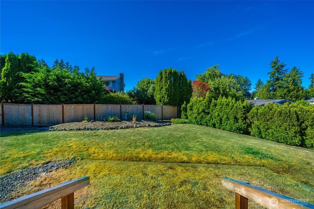 17326 NE 18th Place, Bellevue, WA 98008