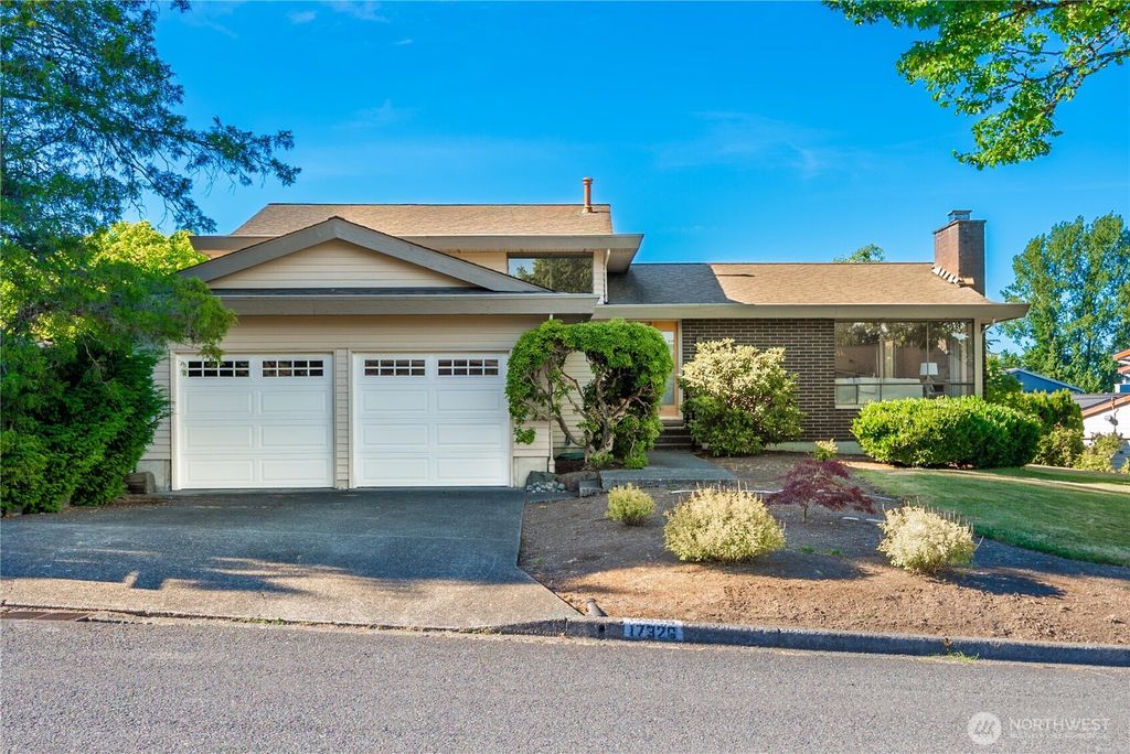 17326 NE 18th Place, Bellevue, WA 98008