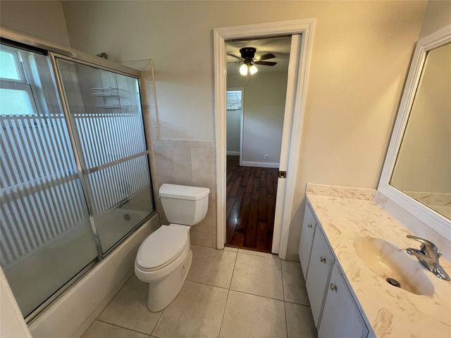 7308 NW 81st Street, Tamarac, FL 33321