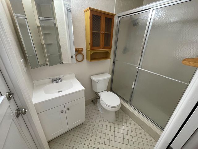 7308 NW 81st Street, Tamarac, FL 33321