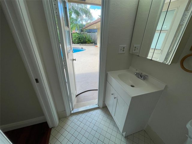 7308 NW 81st Street, Tamarac, FL 33321