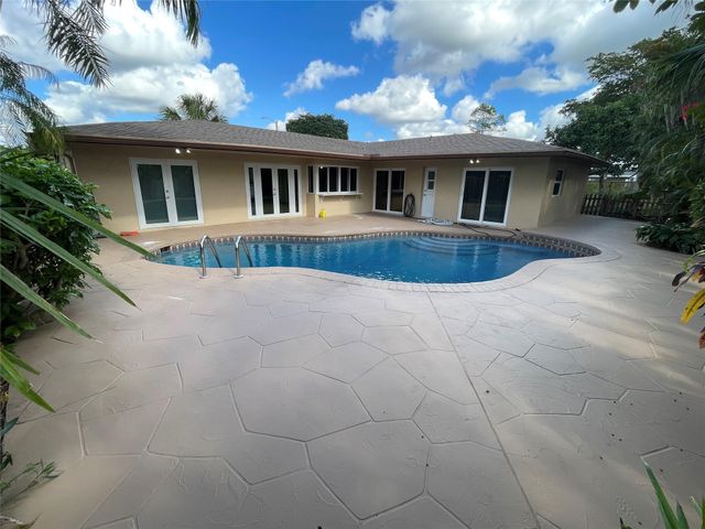 7308 NW 81st Street, Tamarac, FL 33321
