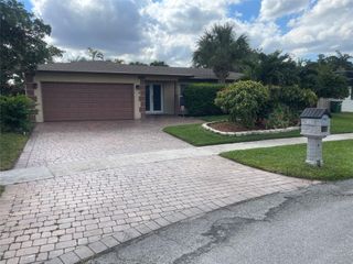 7308 NW 81st Street, Tamarac, FL 33321