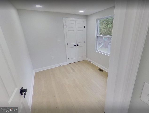 303 LEIGHTON AVE, Silver Spring, MD 20901