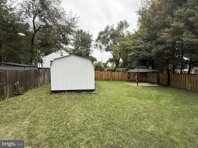 303 LEIGHTON AVE, Silver Spring, MD 20901