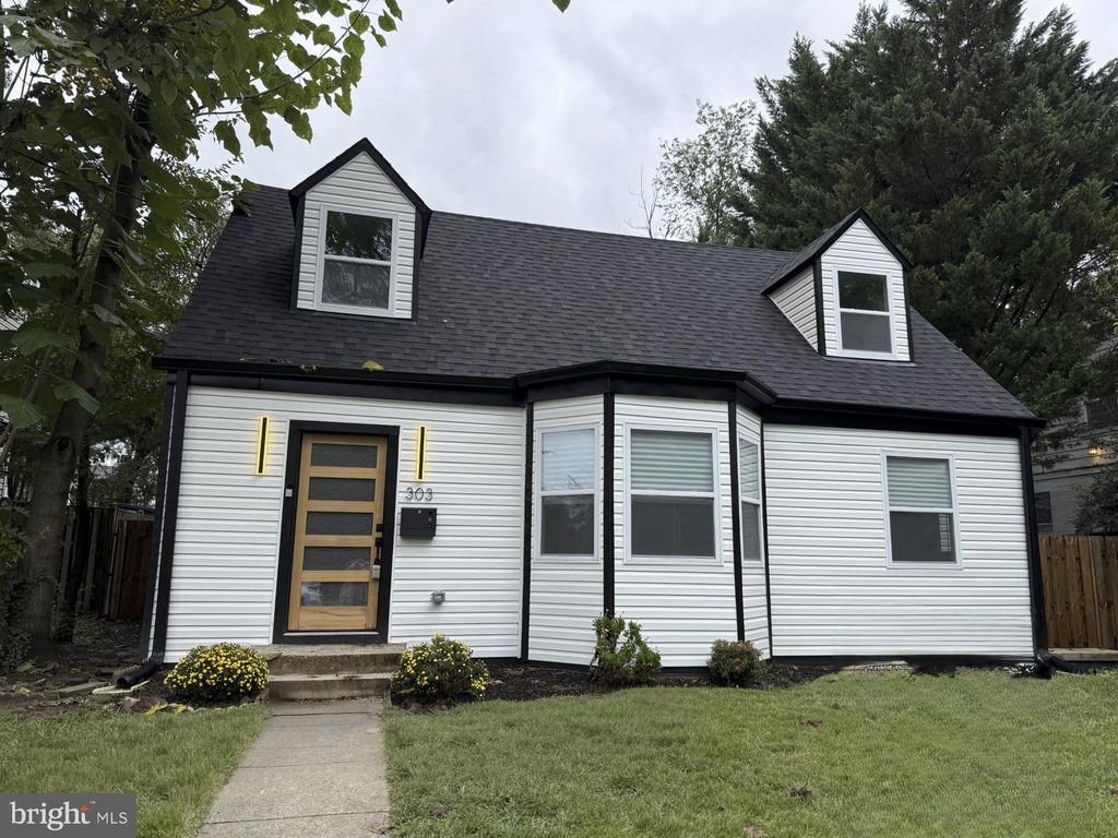 303 LEIGHTON AVE, Silver Spring, MD 20901