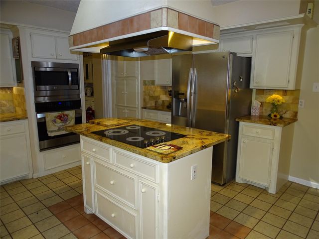 3110 Parkdale Drive, Houston, TX 77339