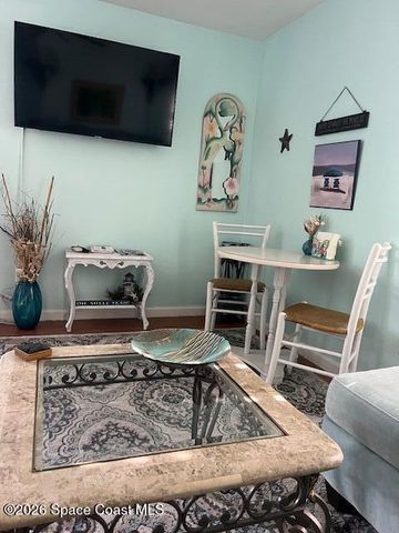 2025 Date Palm Avenue, Indialantic, FL 32903