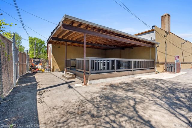 15018 Houston Whittier Street, Detroit, MI 48205