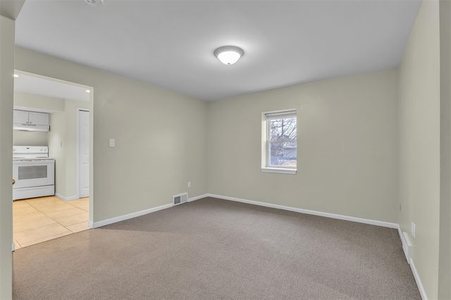 56733 Grand River Avenue, New Hudson, MI 48165