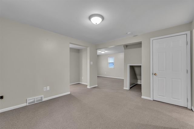 56733 Grand River Avenue, New Hudson, MI 48165