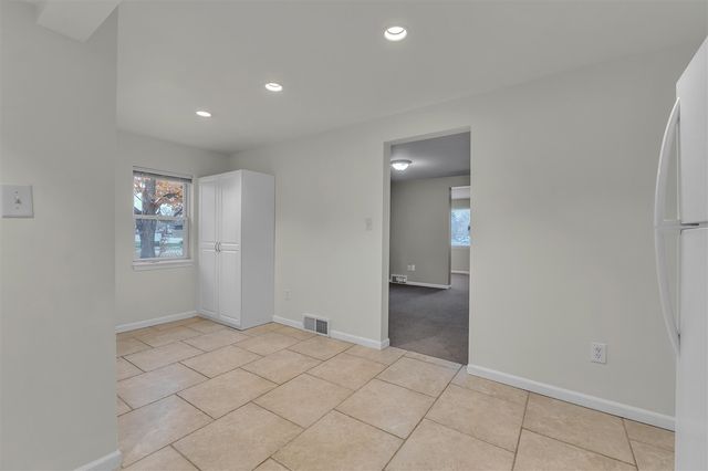 56733 Grand River Avenue, New Hudson, MI 48165