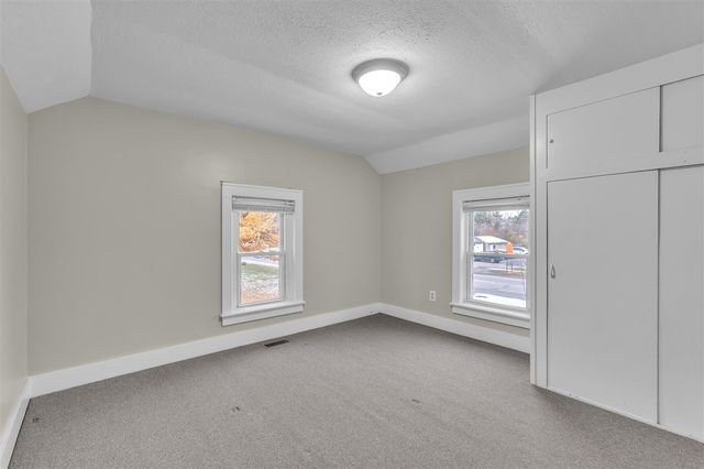 56733 Grand River Avenue, New Hudson, MI 48165