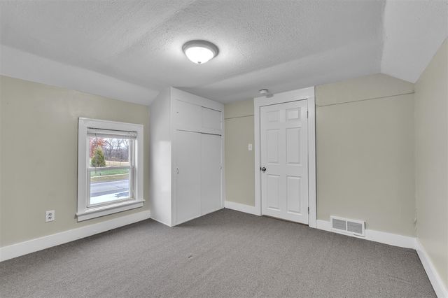 56733 Grand River Avenue, New Hudson, MI 48165