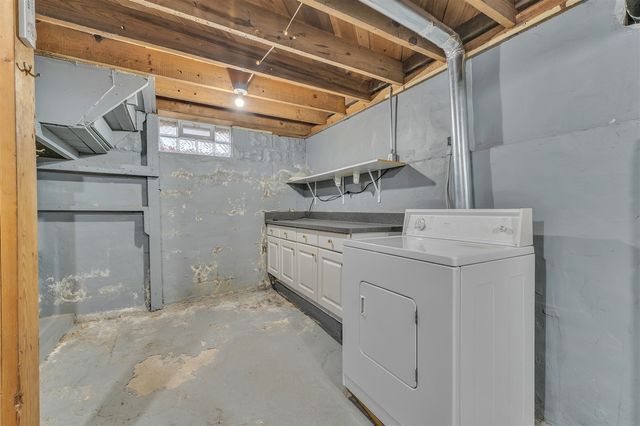 56733 Grand River Avenue, New Hudson, MI 48165