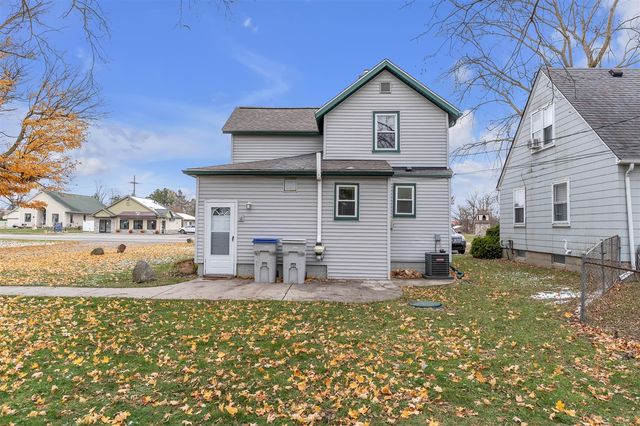 56733 Grand River Avenue, New Hudson, MI 48165