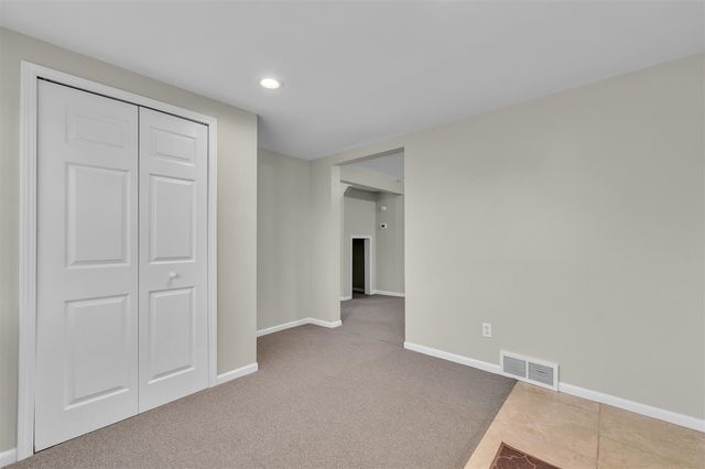 56733 Grand River Avenue, New Hudson, MI 48165