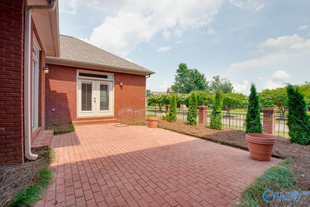3017 Brunswick Circle, Hampton Cove, AL 35763