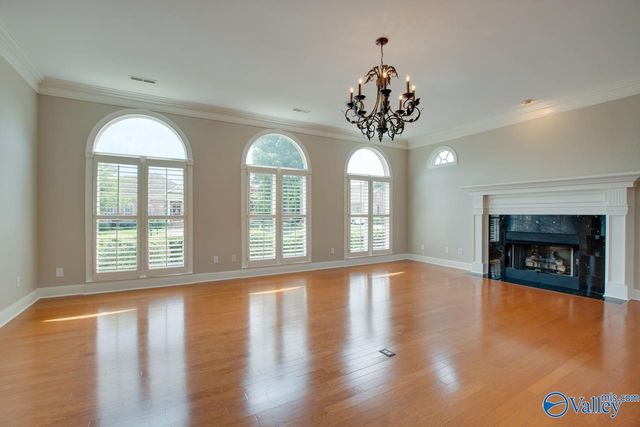 3017 Brunswick Circle, Hampton Cove, AL 35763