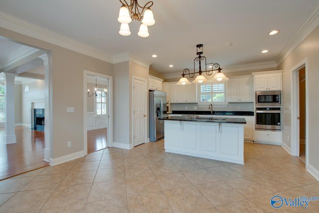 3017 Brunswick Circle, Hampton Cove, AL 35763