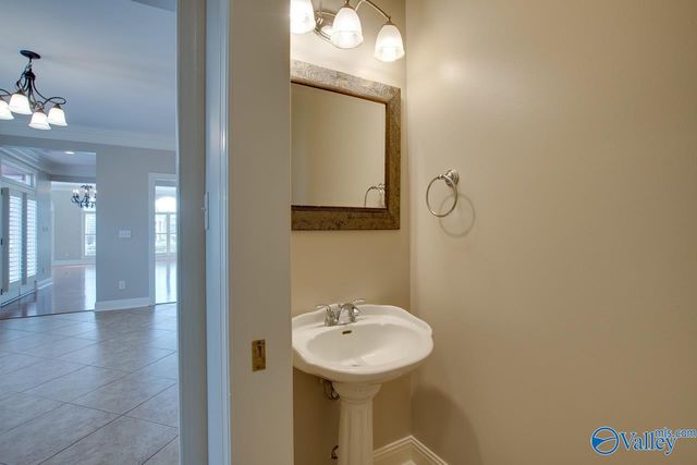 3017 Brunswick Circle, Hampton Cove, AL 35763
