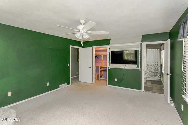 888 Bexley Drive, Perrysburg, OH 43551