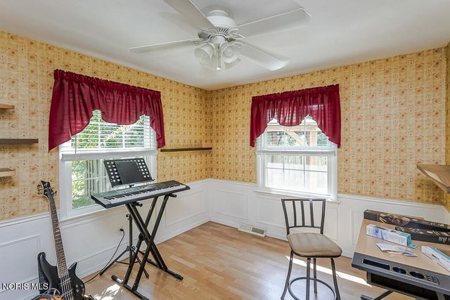 888 Bexley Drive, Perrysburg, OH 43551
